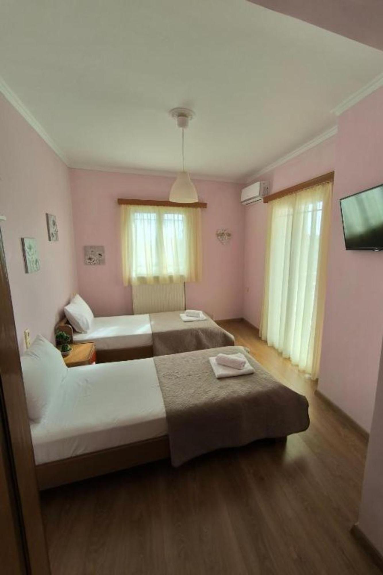 Villa Marina Tsoukaládhes Buitenkant foto
